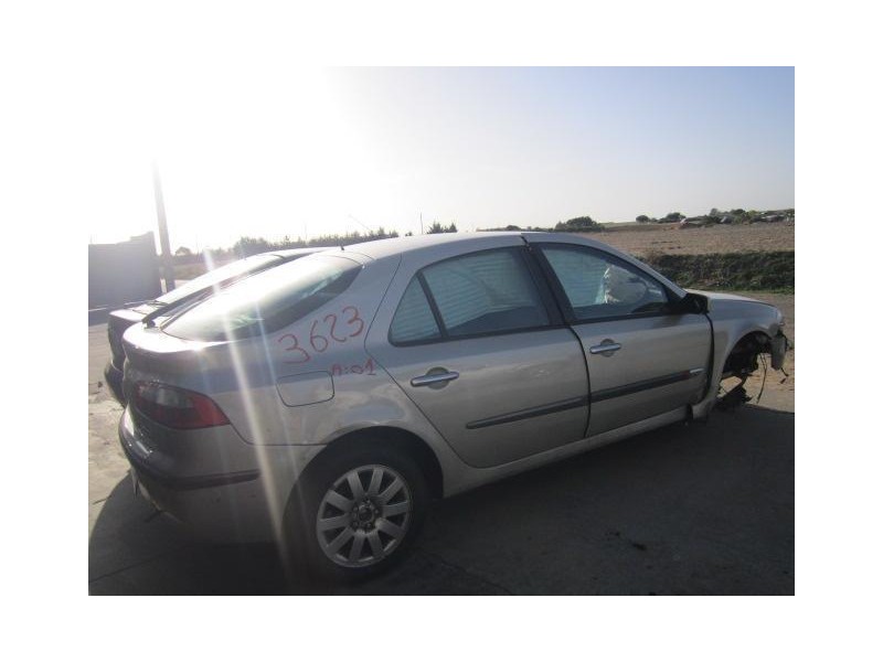 renault laguna del año 2001