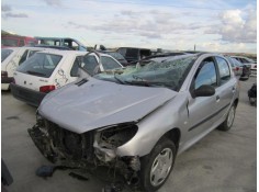 peugeot 206 del año 2000