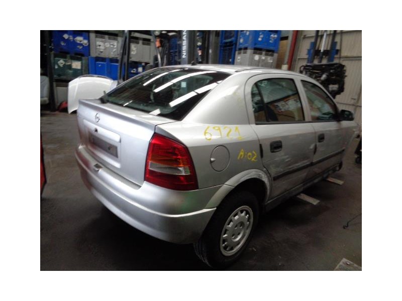 opel astra del año 2002