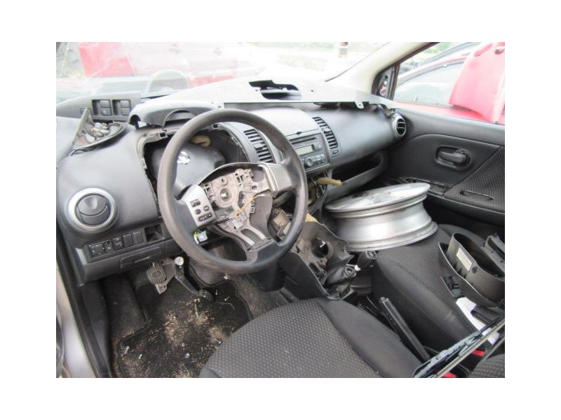 nissan note del año 2007