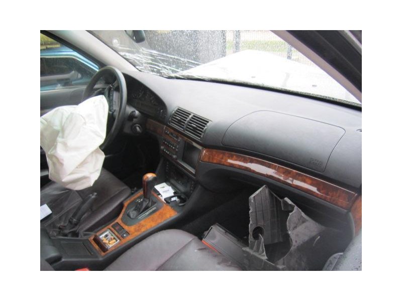 bmw  528 del año 1998