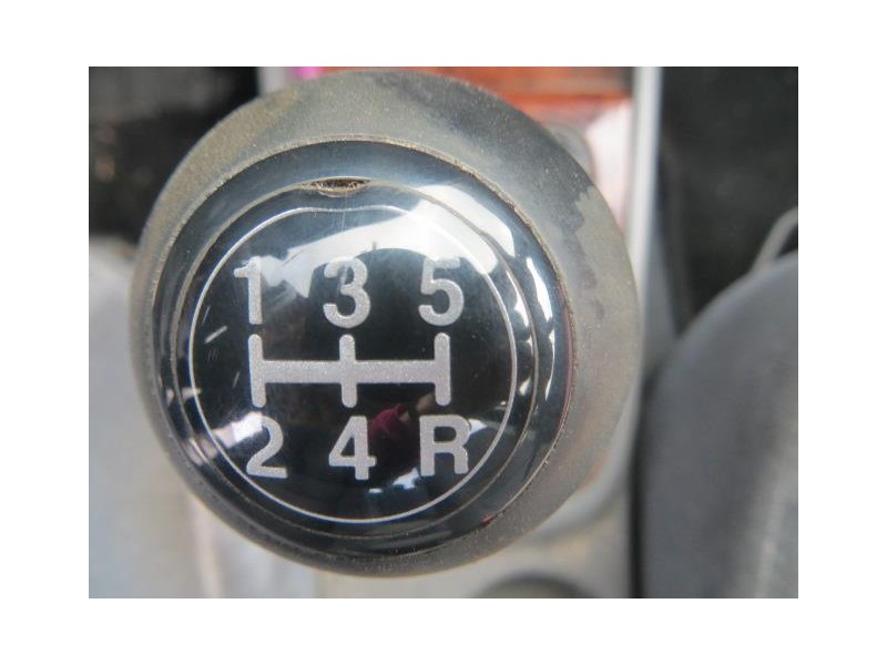 kia sephia del año 2003