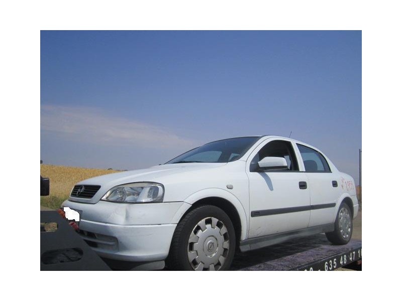 opel astra del año 2001