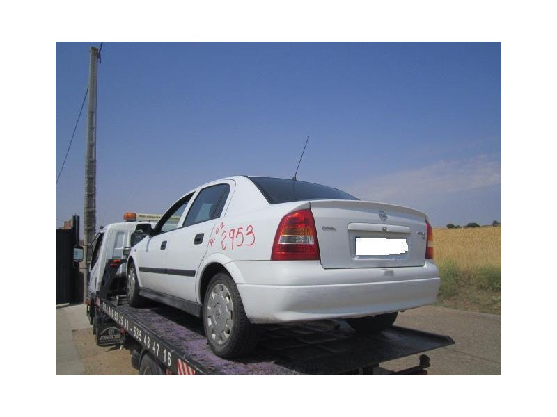 opel astra del año 2001