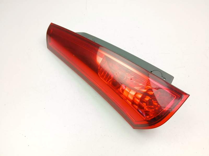 Recambio de piloto trasero izquierdo para kia cee´d sw (ed) 1.6 crdi 115 referencia OEM IAM 924031H300  
