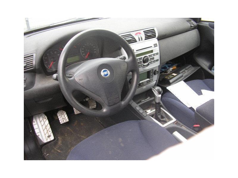 fiat stilo )(133,28cv del año 2002