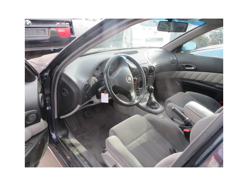 alfa romeo 166 del año 2001