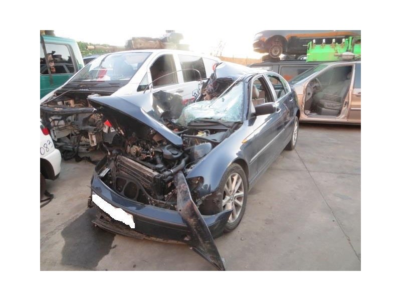 bmw  320 del año 2004