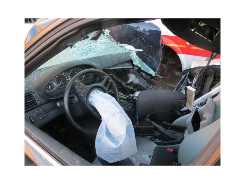 bmw  320 del año 2004