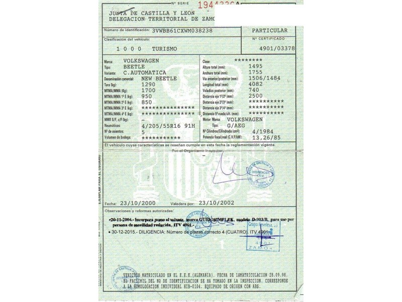 volkswagen new beetle del año 2000