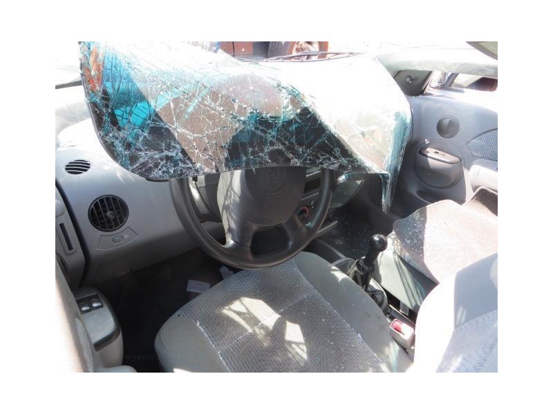 daewoo kalos del año 2004