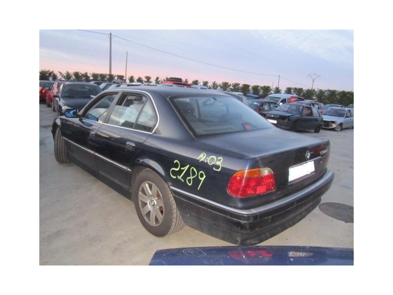 bmw  730 del año 2003