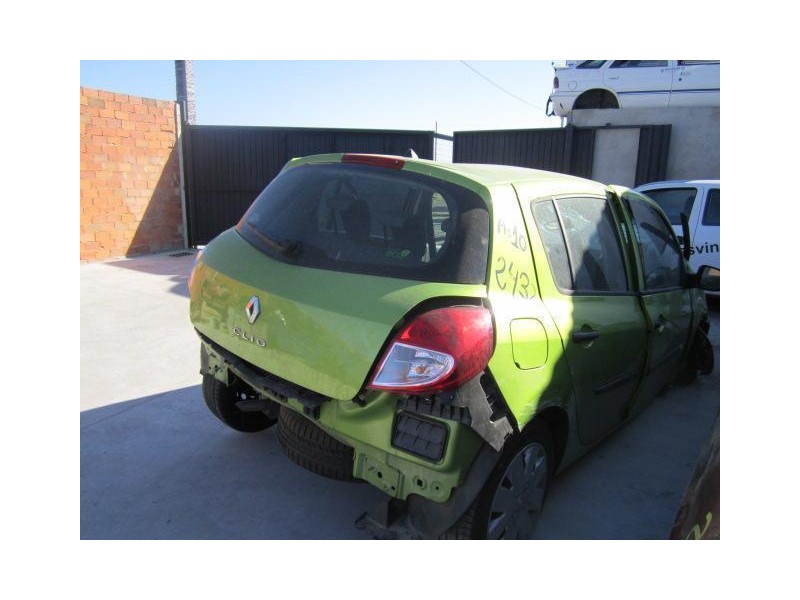 renault clio del año 2010