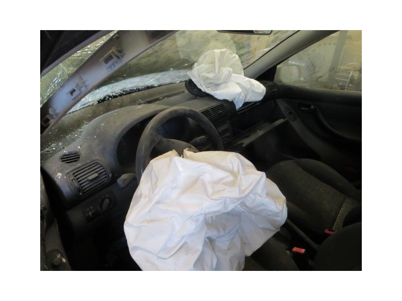 seat toledo del año 2002