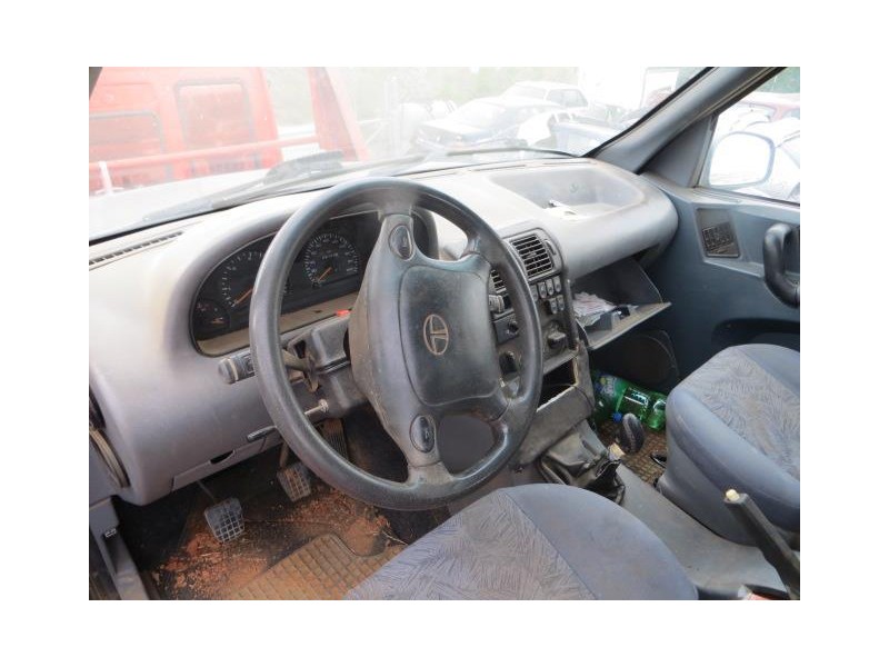 tata safari del año 2002