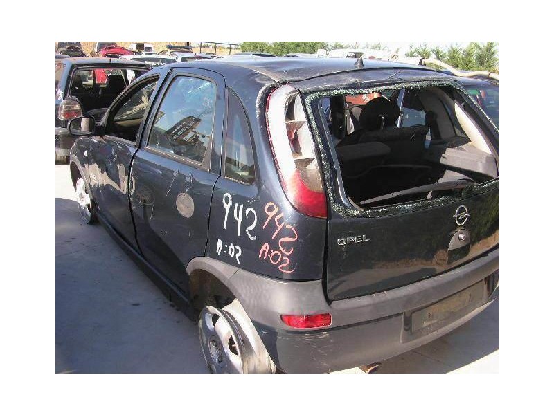 opel corsa del año 2002