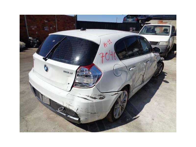 bmw  118 del año 2011