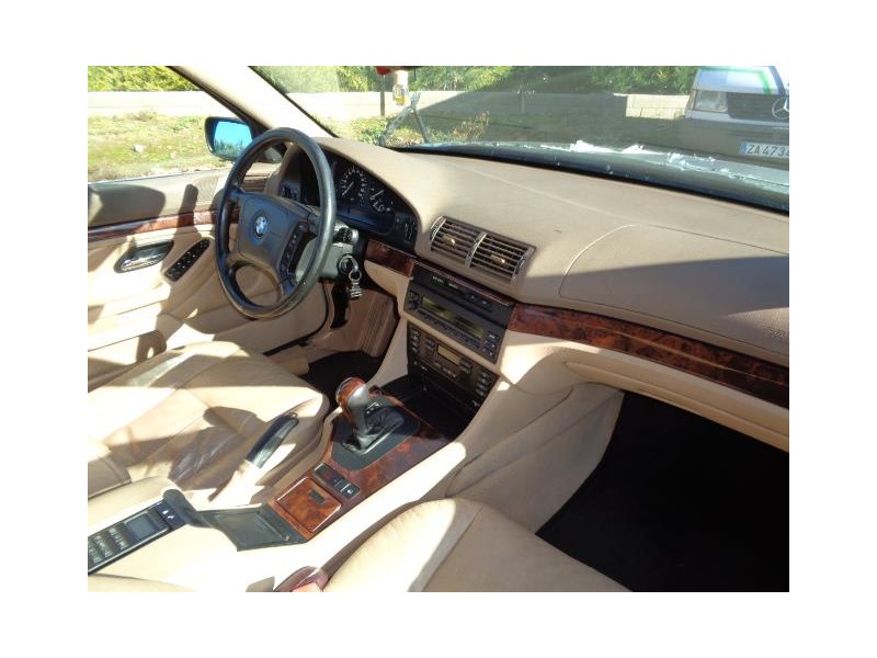 bmw  530 del año 2000