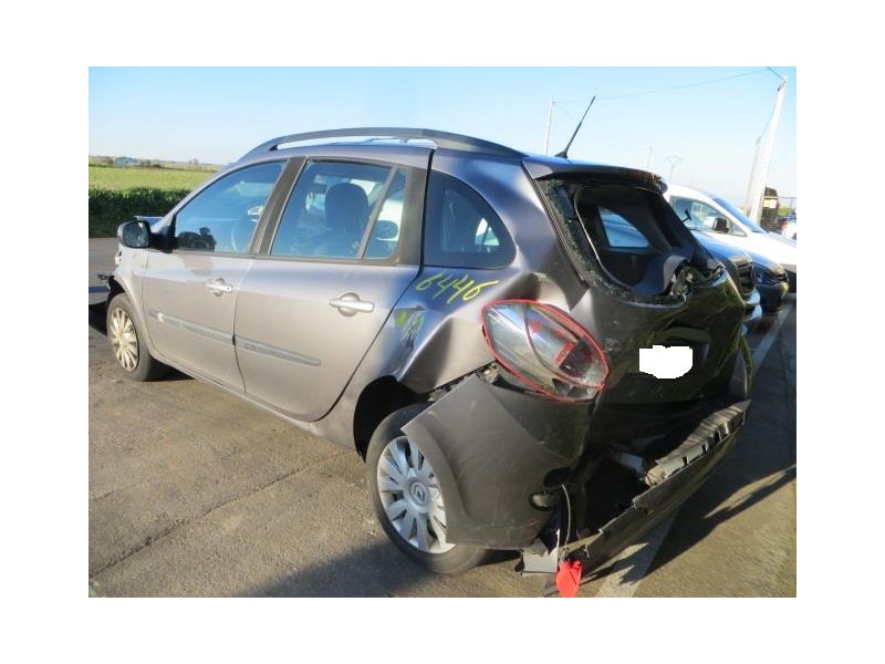 renault clio del año 2010