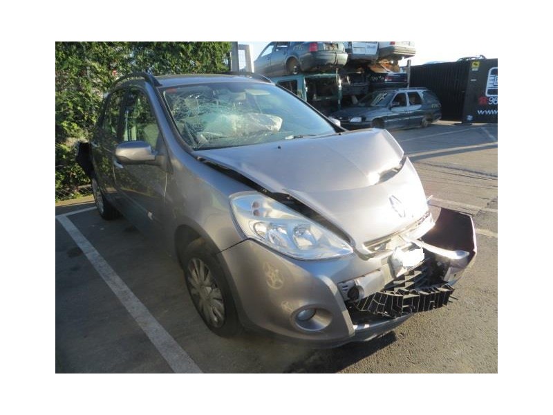 renault clio del año 2010