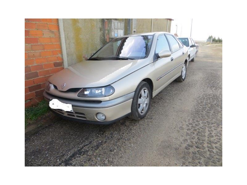 renault laguna del año 2000