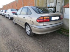 renault laguna del año 2000 2
