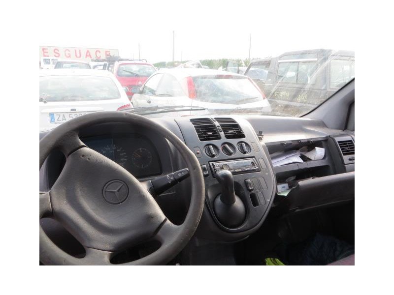 m. benz vito del año 2003