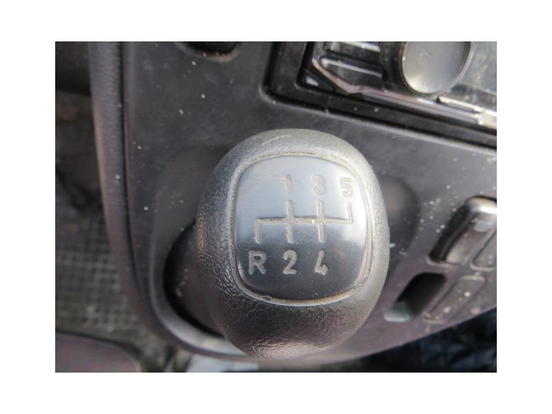 m. benz vito del año 2003