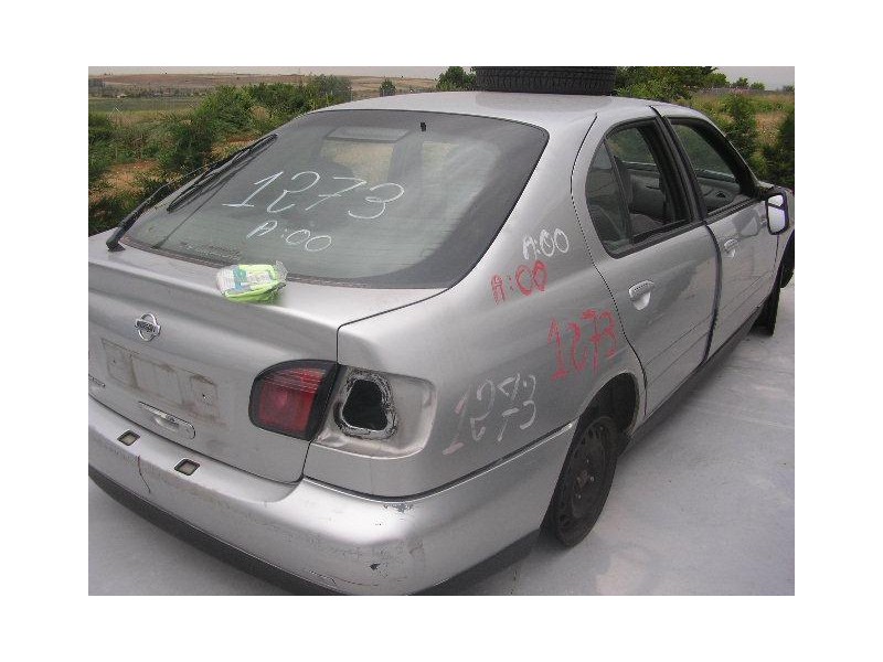 nissan primera del año 2000