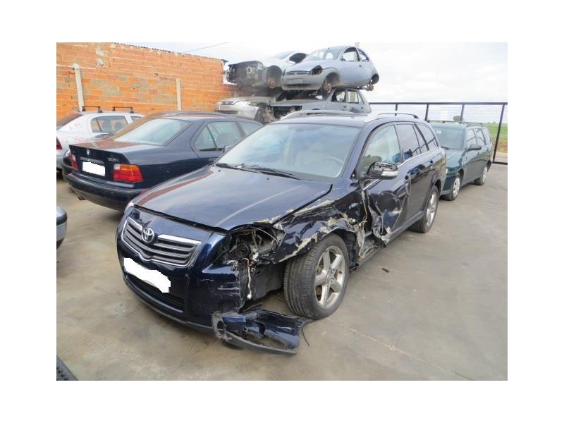 toyota avensis del año 2006