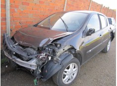 renault clio del año 2006