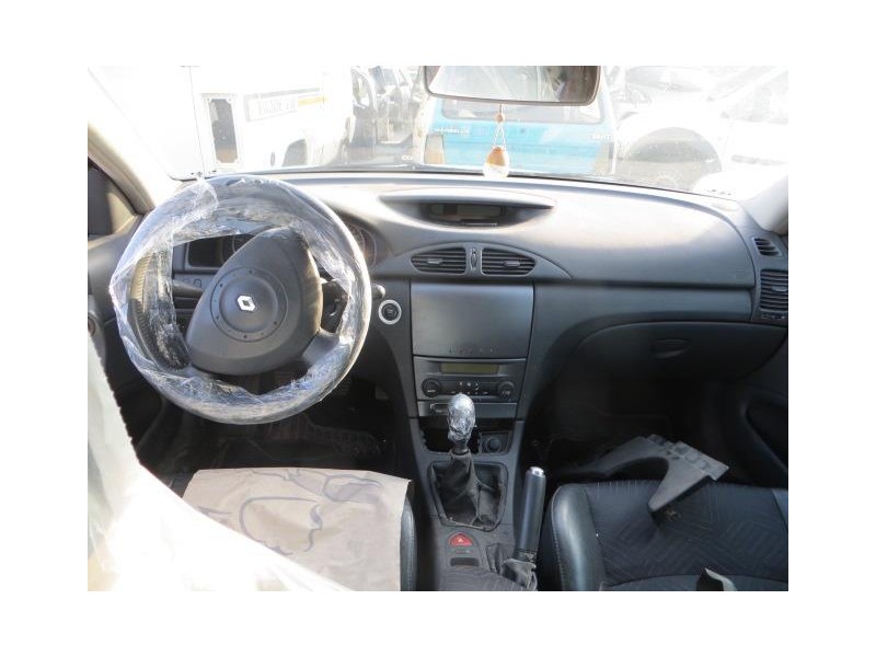 renault laguna del año 2003