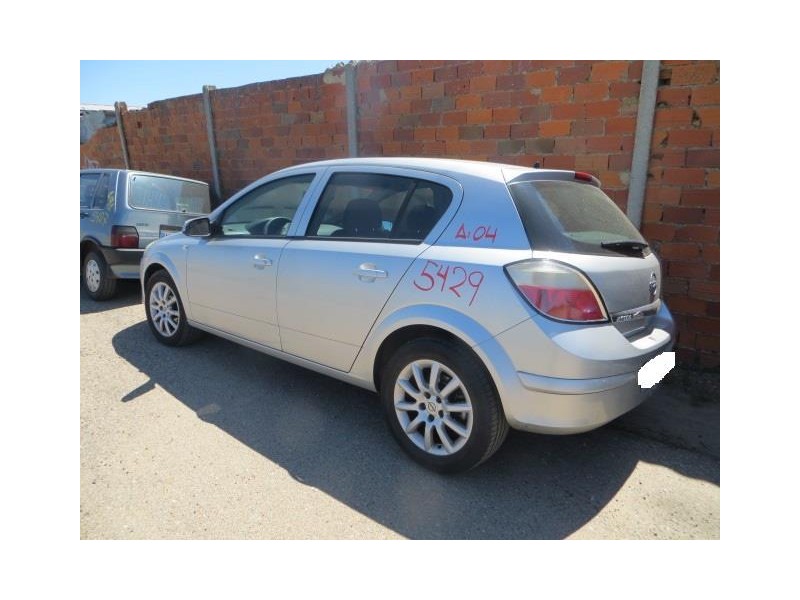 opel astra del año 2004