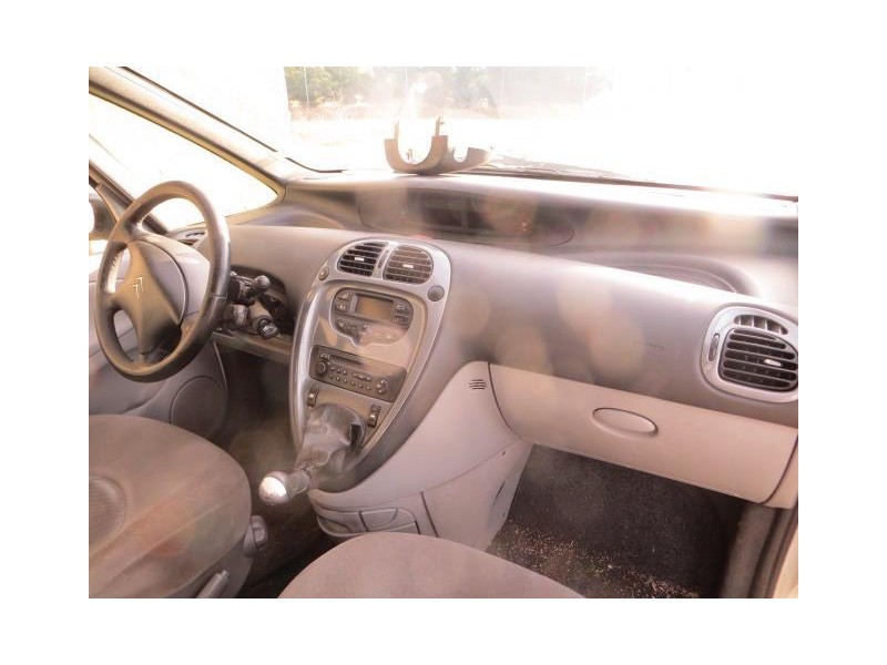 citroen xsara picasso del año 2003