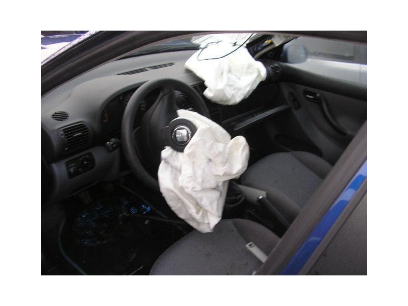 seat toledo del año 2002