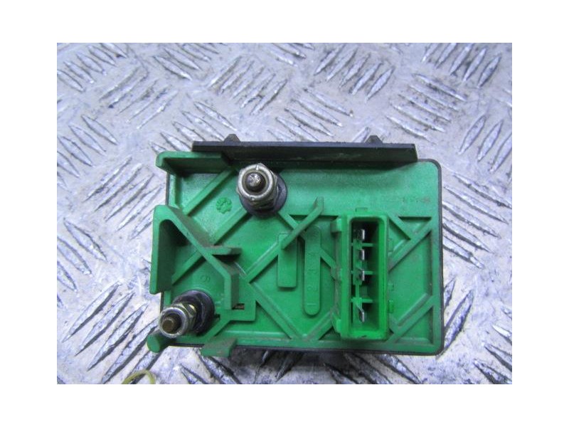 Recambio de caja calentadores : citroen berlingo : 1.9 d (69,34cv) [2002] para citroen berlingo 1.9 d referencia OEM IAM 9639912