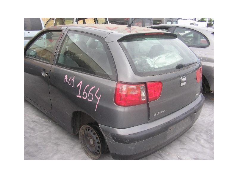 seat ibiza del año 2001