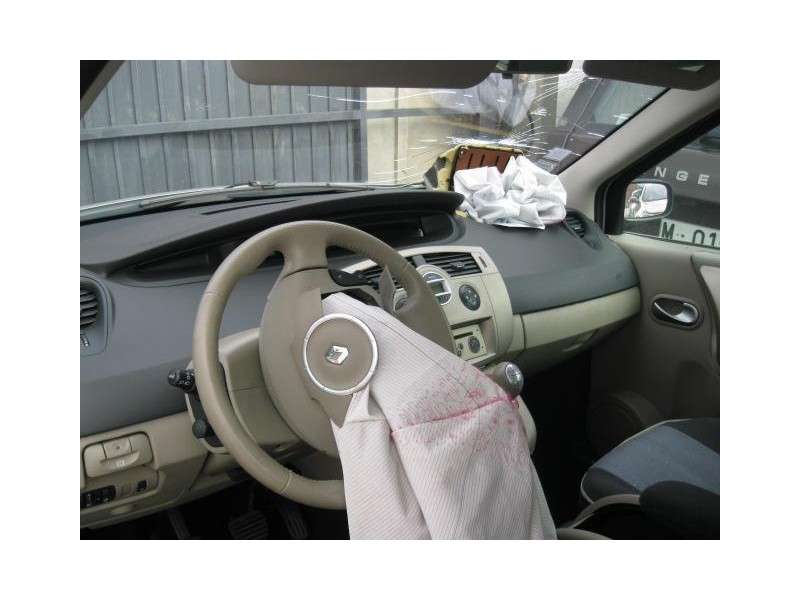 renault scenic del año 2008