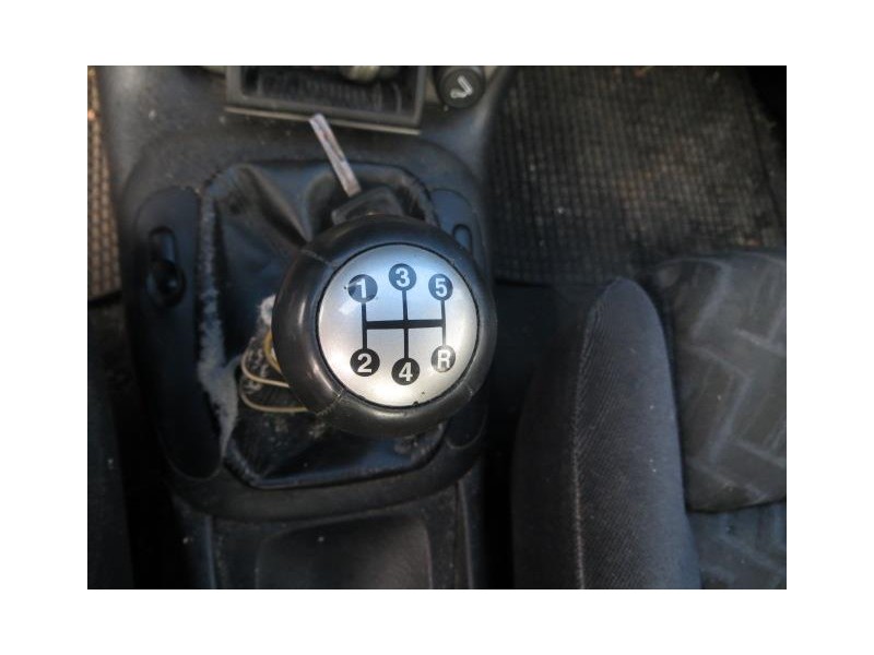 opel vectra del año 2000