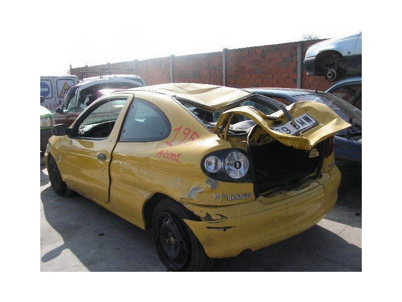 renault megane del año 2001