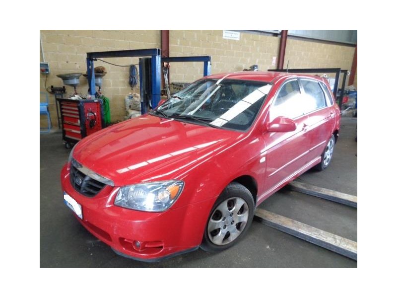 kia cerato del año 2005