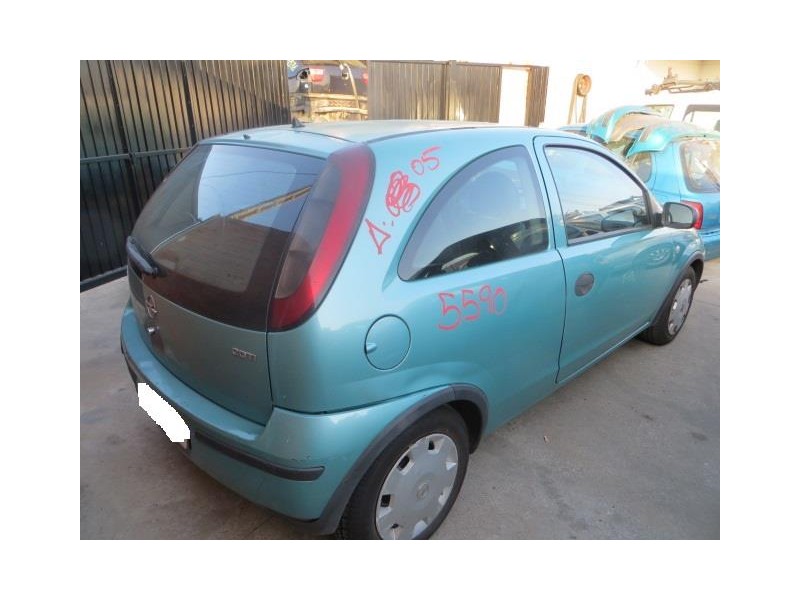 opel corsa del año 2005