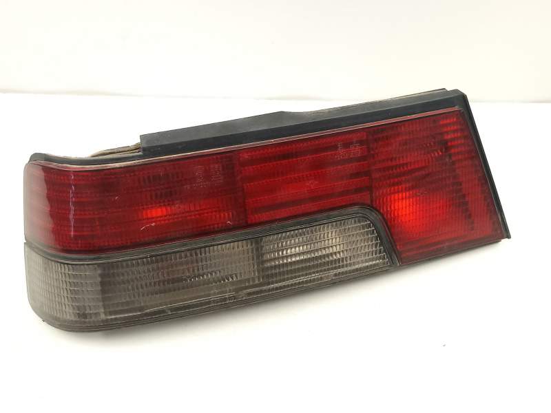 Recambio de piloto trasero izquierdo para peugeot 405 1.8 d-a8a turbo referencia OEM IAM 635063  