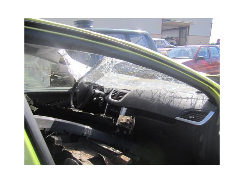 peugeot 207 del año 2006