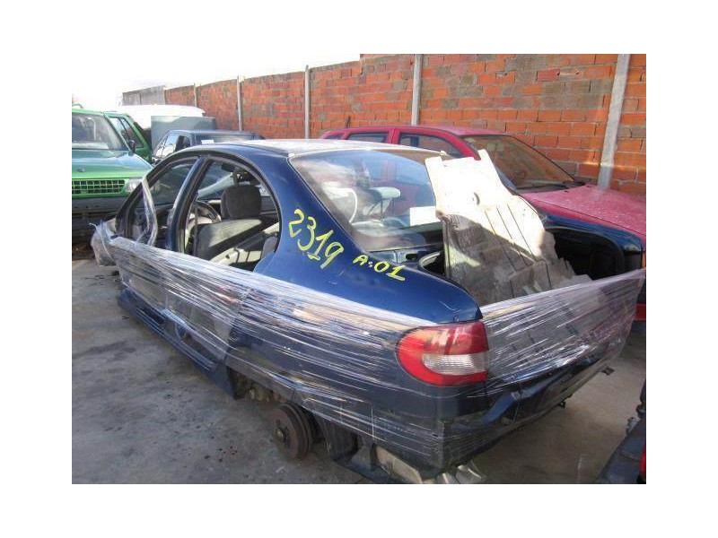 renault megane del año 2001