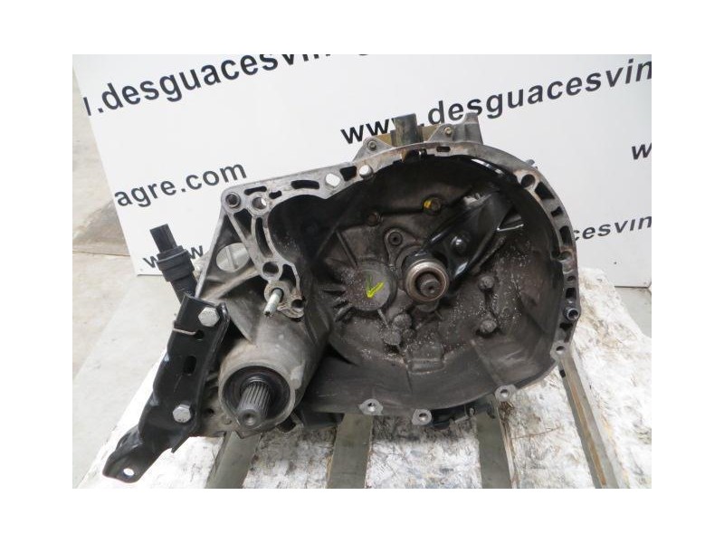 Recambio de cambio 5v (td/tdi ) : renault megane : 1.9 td-f9q (97,92cv) 5p [1998] para renault megane 1.9 td-f9q referencia OEM 