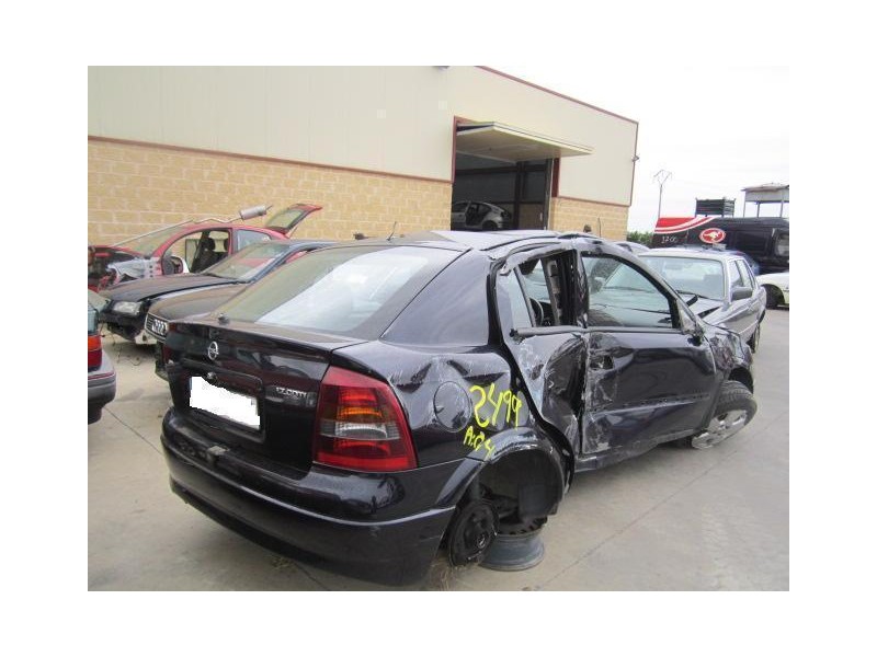 opel astra del año 2004