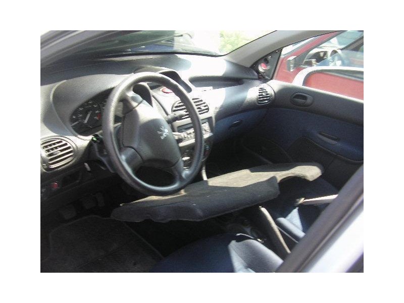 peugeot 206 del año 2002