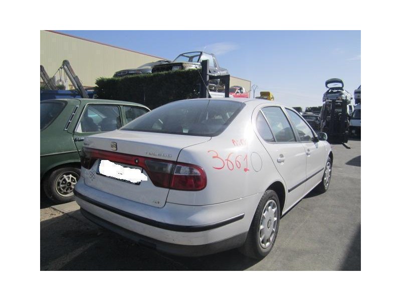 seat toledo del año 2000