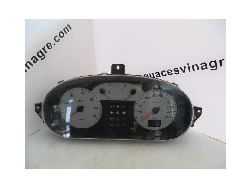 Recambio de cuadro instrumentos para renault megane 1.4 g /k4j c7 referencia OEM IAM 8200038779  